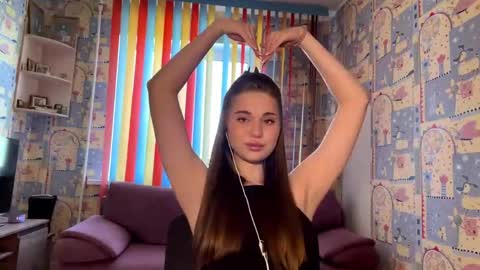 Melissa online show from May 16, 6:21 am