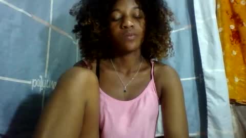 juvanie98 online show from March 19, 11:53 pm