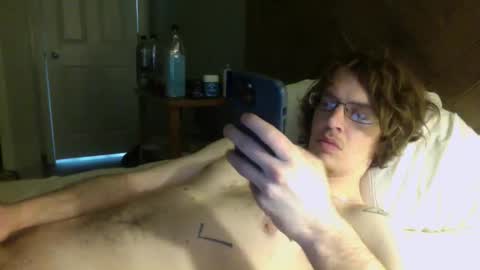 Snapshot of jwill10000 chatting on February 21, 8:26 am J and Sugar snap pea online show from February 21, 8:26 am