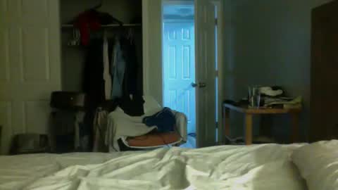 Snapshot of jwill10000 chatting on March 19, 2:59 am J and Sugar snap pea online show from March 19, 2:59 am