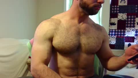 Snapshot of jwolf86 chatting on February 14, 2:54 pm Wolf online show from February 14, 2:54 pm