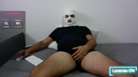 Snapshot of k1tt04n0nym0 chatting on October 1, 6:19 am k1tt04n0nym0 online show from October 1, 6:19 am