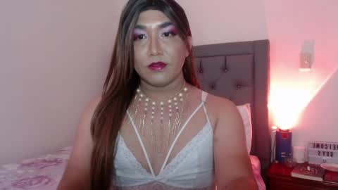 KIM  online show from March 29, 10:21 pm