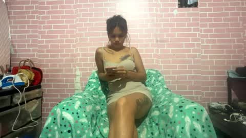 Snapshot of kaceychatt chatting on April 4, 2:36 pm Emma online show from April 4, 2:36 pm