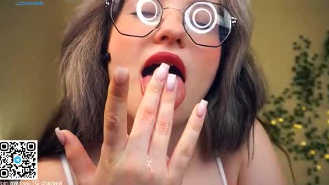 Tate online show from September 25, 6:28 am