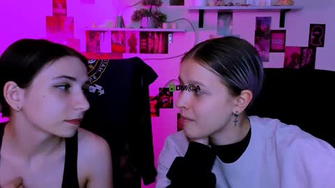 Snapshot of kaela_spell_ chatting on March 19, 9:46 am kaela_spell_ online show from March 19, 9:46 am