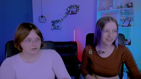 Snapshot of kaela_spell_ chatting on April 14, 1:33 am kaela_spell_ online show from April 14, 1:33 am