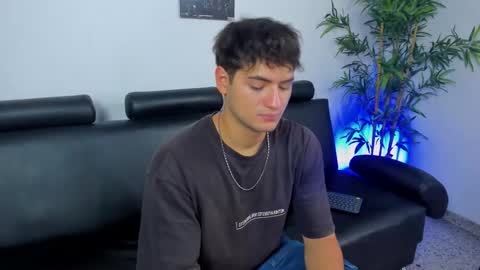 kaelswitch online show from December 22, 8:06 pm