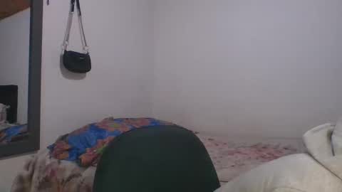 KAHELIINDEPENDENT MODEL online show from March 8, 4:28 pm