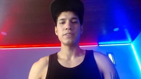 Snapshot of kai_anderr chatting on February 21, 9:54 pm kai_anderr online show from February 21, 9:54 pm