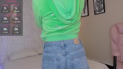 Snapshot of kai_falcon chatting on June 16, 7:49 pm KaiLy online show from June 16, 7:49 pm