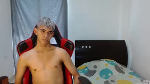 Snapshot of kai_lord_ chatting on December 16, 5:22 pm Kai online show from December 16, 5:22 pm