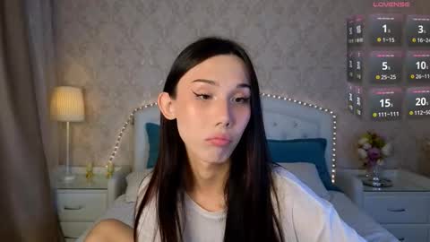 Kaia Monday Thursday FridaySaturdaySunday online show from October 19, 2:29 pm