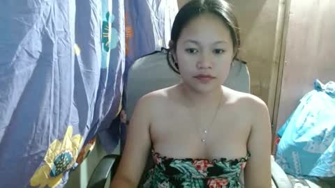 Snapshot of kaiitsx chatting on March 12, 10:37 am kaiitsx online show from March 12, 10:37 am