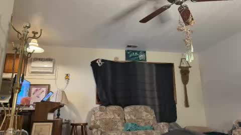 Kaiku77 online show from February 13, 7:37 am