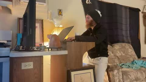 Kaiku77 online show from February 23, 6:05 pm