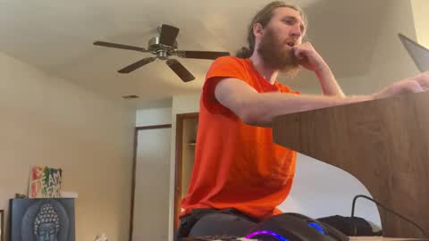 Kaiku77 online show from March 10, 6:02 pm