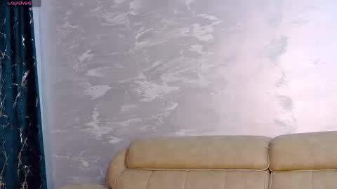 Kaila Lewis online show from May 12, 5:32 pm