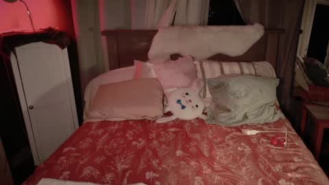 Kailee Smile online show from December 2, 4:18 am