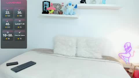 Snapshot of kailua_rose chatting on April 11, 7:07 pm KailuaRose online show from April 11, 7:07 pm