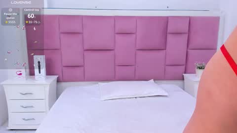 kelly online show from November 9, 11:19 am