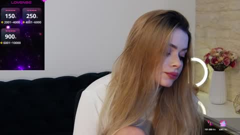 Kailyn online show from December 6, 7:23 pm