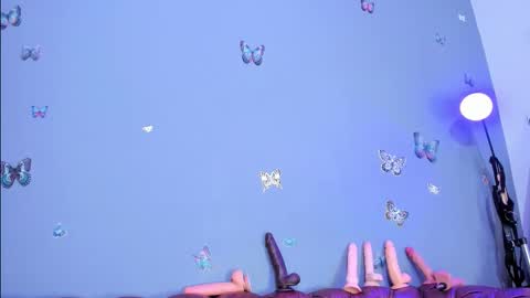 kaira_mosse_ online show from November 8, 11:21 am