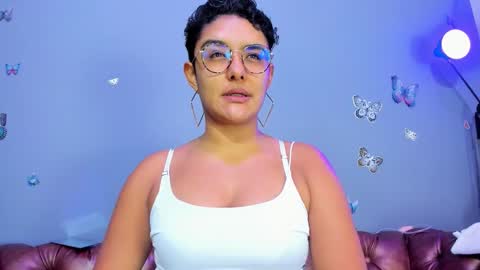 kaira_mosse_ online show from December 16, 11:48 am
