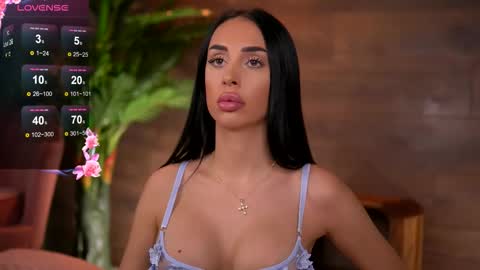 Kaira online show from November 3, 7:15 pm