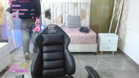 kairo_tay online show from March 26, 11:38 am