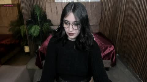 Snapshot of kairy_tay chatting on April 1, 3:51 am Kairy online show from April 1, 3:51 am