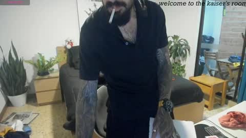 Snapshot of kaiser679 chatting on January 11, 11:46 pm kaiser679 online show from January 11, 11:46 pm