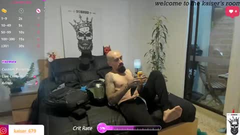 Snapshot of kaiser679 chatting on January 22, 11:53 pm kaiser679 online show from January 22, 11:53 pm