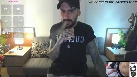 Snapshot of kaiser679 chatting on March 10, 9:53 pm kaiser679 online show from March 10, 9:53 pm