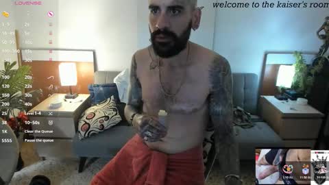 Snapshot of kaiser679 chatting on March 18, 10:02 pm kaiser679 online show from March 18, 10:02 pm