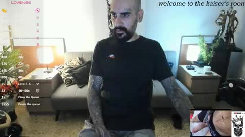 Snapshot of kaiser679 chatting on March 21, 10:57 pm kaiser679 online show from March 21, 10:57 pm