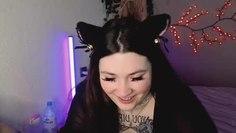 Snapshot of kaisythesmall chatting on February 17, 8:11 am Kessy online show from February 17, 8:11 am