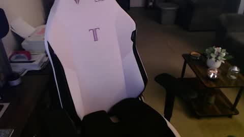 Camprincess331 online show from February 17, 2:19 am