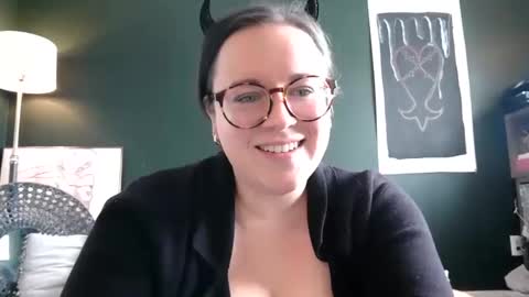 kaitrosss online show from March 13, 8:04 pm