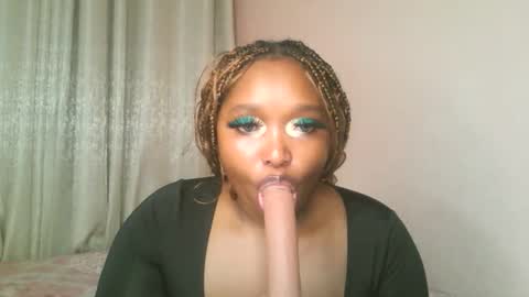 kakey love online show from May 18, 7:25 am