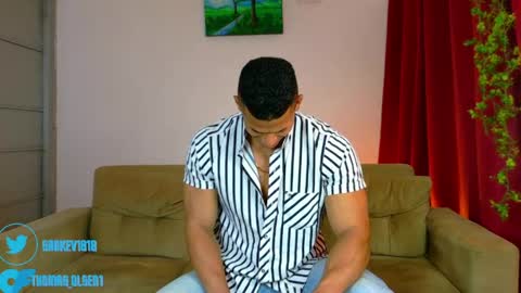kale thomson online show from May 1, 5:39 pm
