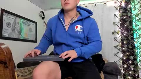 Kaledd musclees room Master online show from February 1, 11:43 am