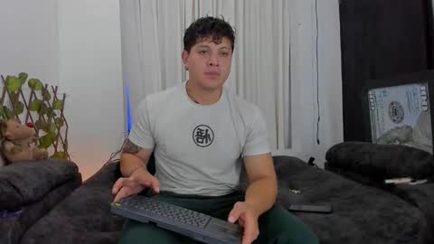 Kaledd musclees room Master online show from October 23, 8:18 pm