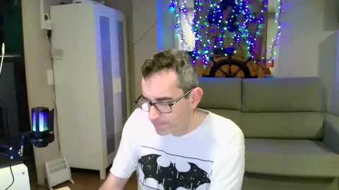 Snapshot of kalem48 chatting on January 12, 11:26 pm MusicMen49 online show from January 12, 11:26 pm