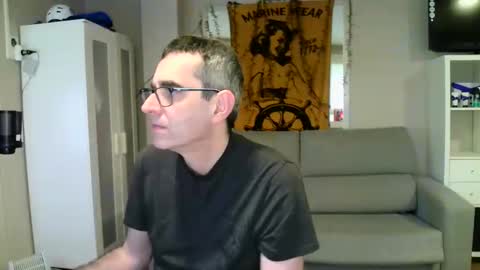 Snapshot of kalem48 chatting on January 17, 9:39 am MusicMen49 online show from January 17, 9:39 am