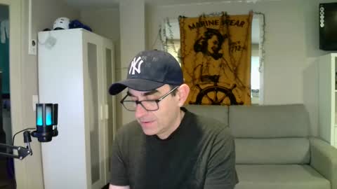 Snapshot of kalem48 chatting on January 31, 9:37 am MusicMen49 online show from January 31, 9:37 am