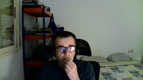 Snapshot of kalem48 chatting on January 18, 11:41 pm MusicMen49 online show from January 18, 11:41 pm