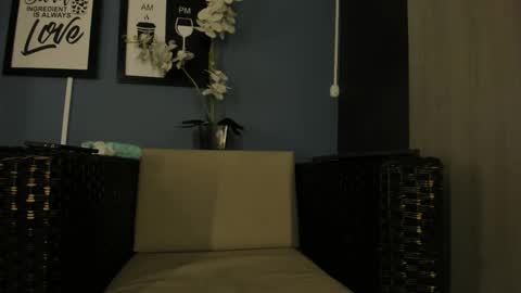 Snapshot of kaletattoos chatting on November 7, 11:10 am Kale online show from November 7, 11:10 am