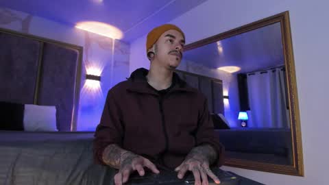 Snapshot of kaletattoos chatting on February 11, 11:04 am Kale online show from February 11, 11:04 am