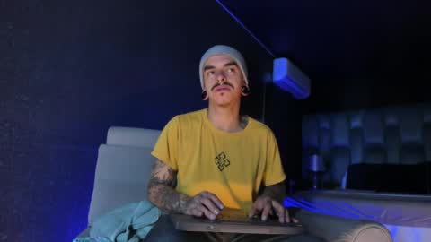 Kale online show from May 14, 11:17 am
